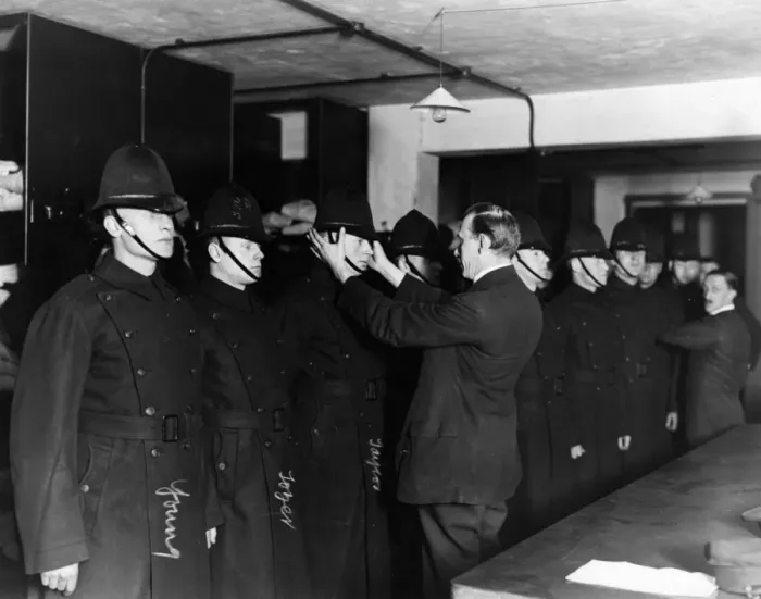 Framed Print : Newly recruited Metropolitan Police officers in uniform Framed Print : Newly recruited Metropolitan Police officers in uniform