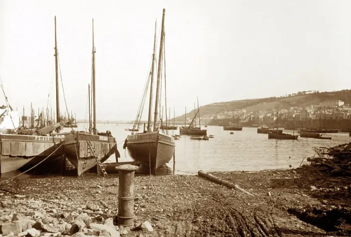 Framed Print : Newlyn early 1900's Framed Print : Newlyn early 1900's