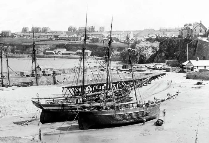Framed Print : Newquay Harbour early 1900s Framed Print : Newquay Harbour early 1900s