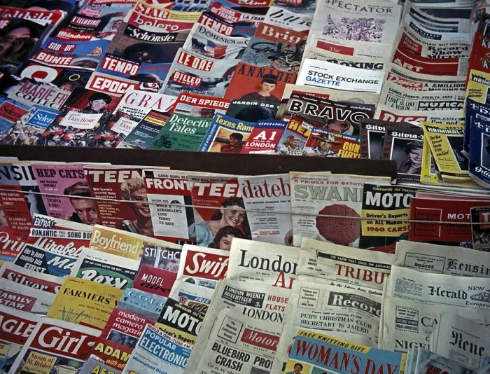 Framed Print : News stand in Central London Framed Print : News stand in Central London