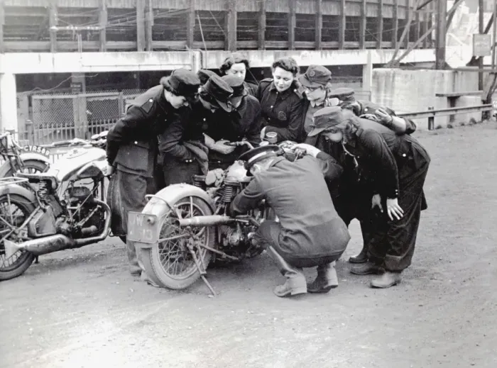 Framed Print : NFS firewomen in dispatch rider training, WW2 Framed Print : NFS firewomen in dispatch rider training, WW2