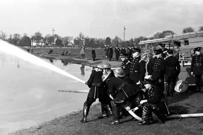 Framed Print : NFS - Home Office hose tests at Wimbledon, WW2