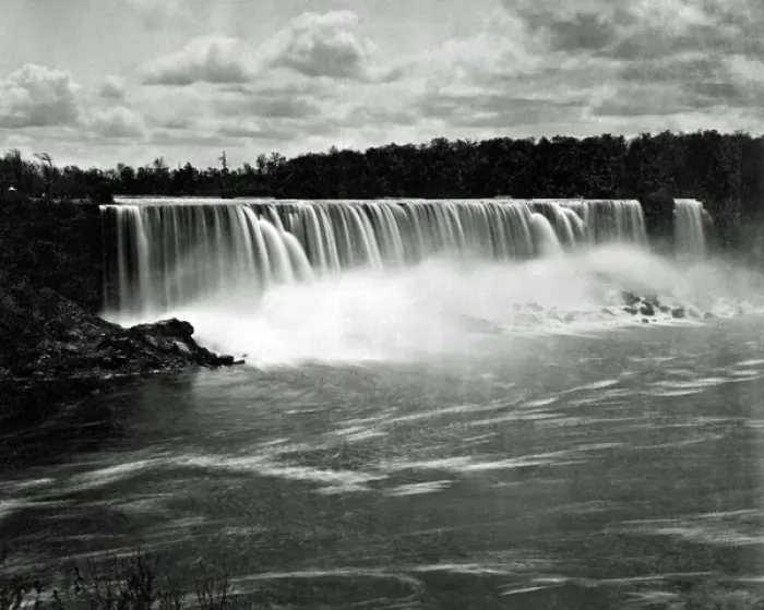 Framed Print : Niagara Falls Framed Print : Niagara Falls