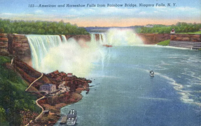 Framed Print : Niagara Falls - American and Horseshoe Falls Framed Print : Niagara Falls - American and Horseshoe Falls