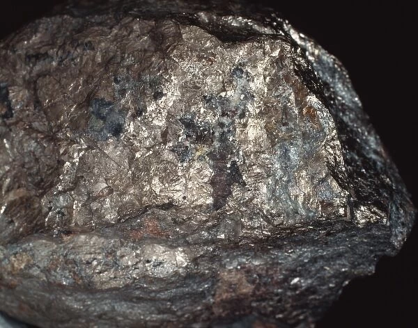 Niccolite mineral with metallic lustre, comprises of nickel arsenide