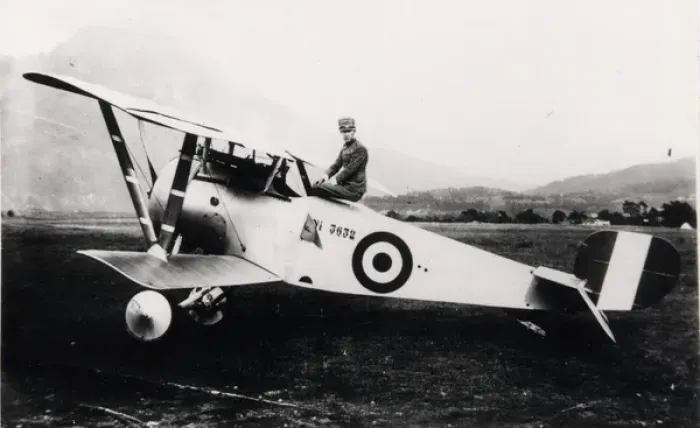 Framed Print : Nieuport 17 in Italian colours Framed Print : Nieuport 17 in Italian colours