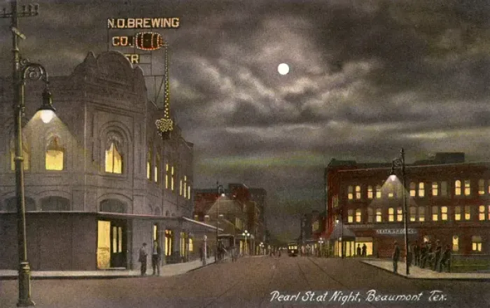 Framed Print : Night scene in Pearl Street, Beaumont, Texas, USA Framed Print : Night scene in Pearl Street, Beaumont, Texas, USA