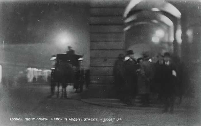 Framed Print : Night Scene in Regent Street, London Framed Print : Night Scene in Regent Street, London