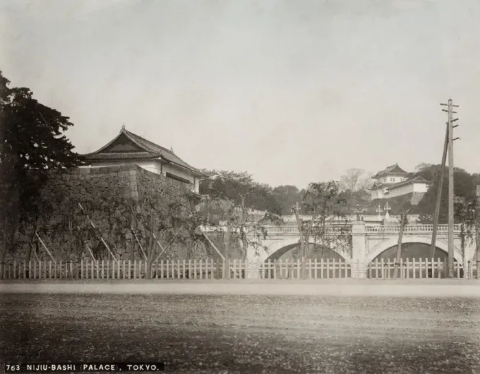 Framed Print : Nijubashi - entrance to the Imperial Palace, Tokyo, Japan Framed Print : Nijubashi - entrance to the Imperial Palace, Tokyo, Japan