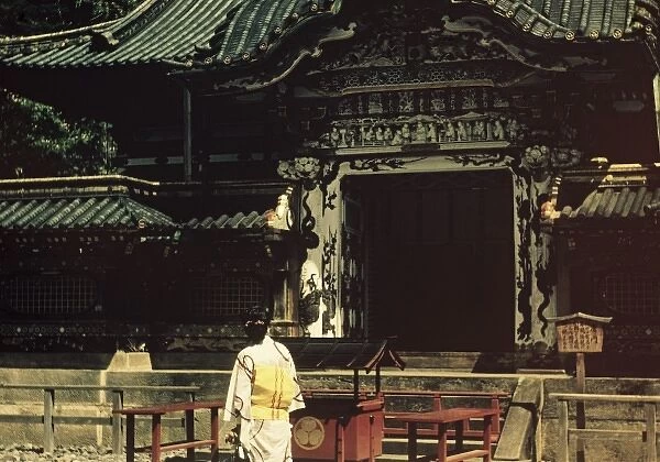 Nikko priestesses - Japan