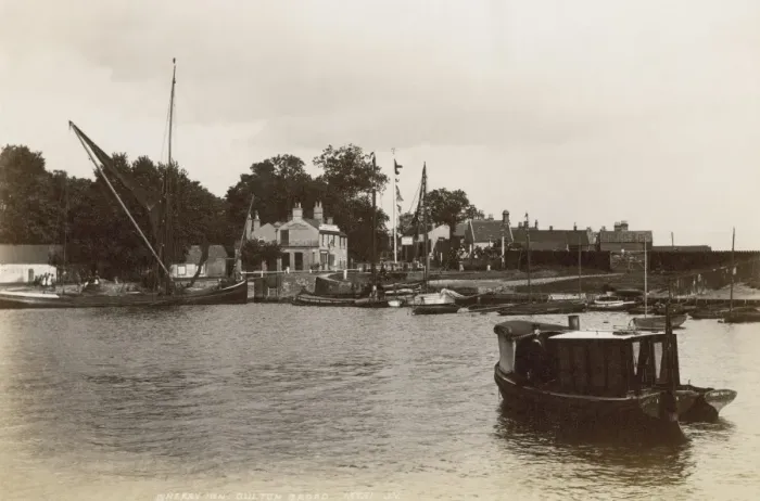 Framed Print : Norfolk Broads Framed Print : Norfolk Broads