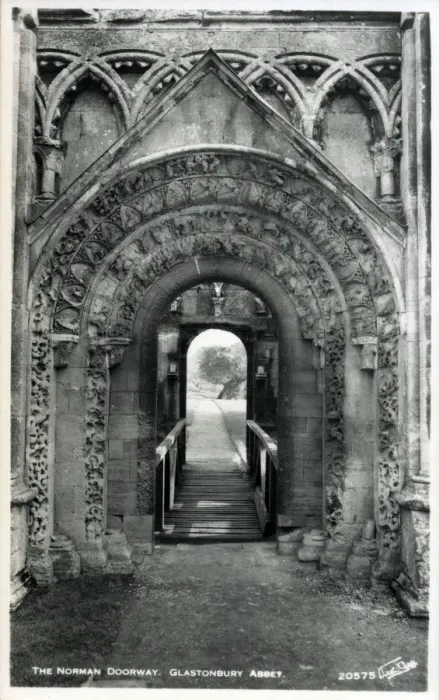 Framed Print : The Norman Doorway - Glastonbury Abbey, Somerset Framed Print : The Norman Doorway - Glastonbury Abbey, Somerset
