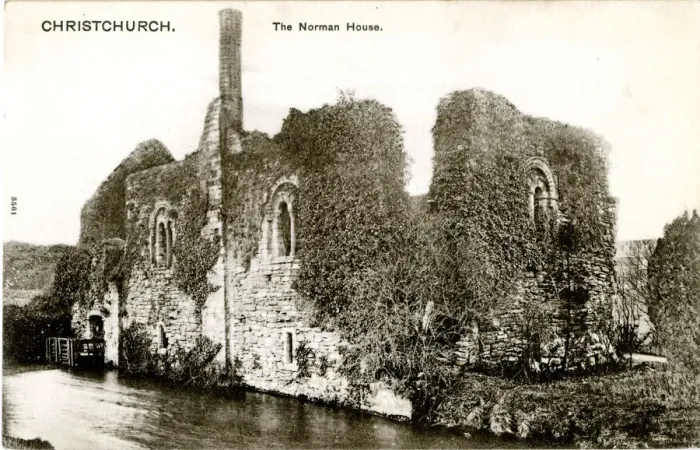 Framed Print : The Norman House, Christchurch, Dorset Framed Print : The Norman House, Christchurch, Dorset