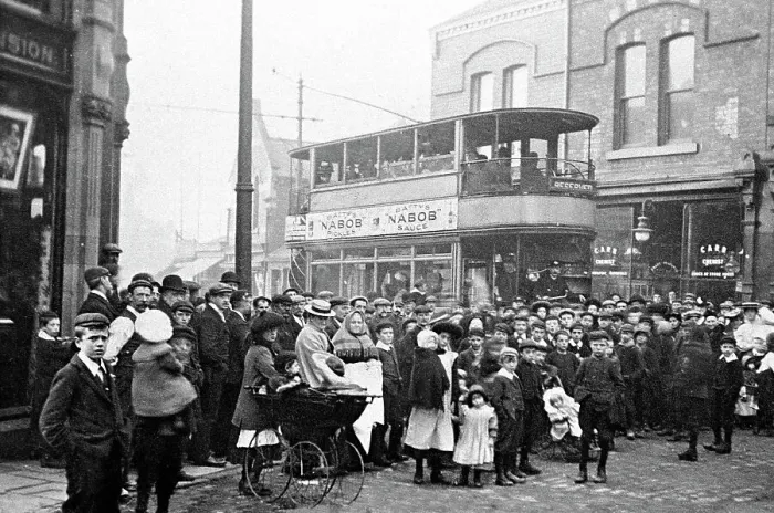 Framed Print : Normanton, October 1906 Framed Print : Normanton, October 1906
