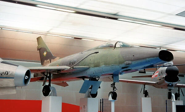 North American F-100D Super Sabre 55-2736 - 11-EF
