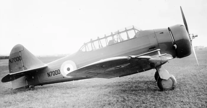 Framed Print : North American Harvard I N7000