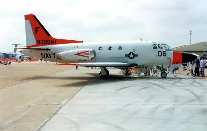 Framed Print : North American NA-265-40 Sabreliner N306NT Framed Print : North American NA-265-40 Sabreliner N306NT