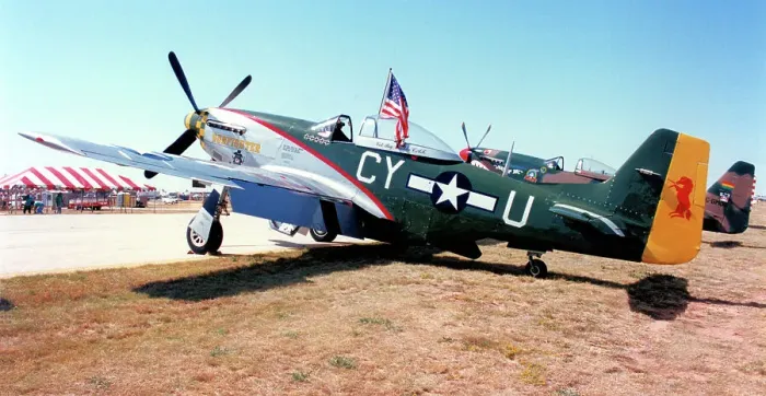 Framed Print : North American P-51D Mustang N5428V - CY-U Gunfighter Framed Print : North American P-51D Mustang N5428V - CY-U Gunfighter