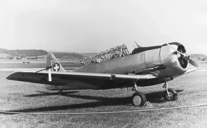 Framed Print : North American T-6 Harvard Framed Print : North American T-6 Harvard