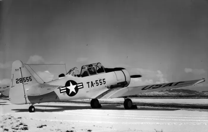 Framed Print : North American T-6J Texan 52-8555 Framed Print : North American T-6J Texan 52-8555