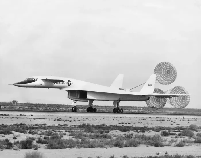 Framed Print : North American XB-70A Valkyrie Framed Print : North American XB-70A Valkyrie