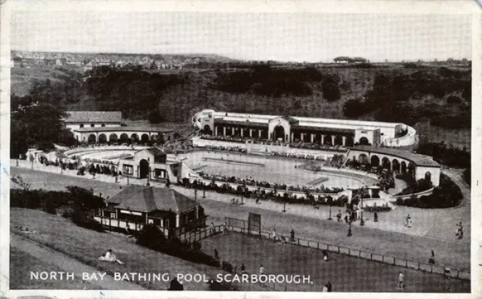 Framed Print : North Bay Bathing Pool, Scarborough, Yorkshire Framed Print : North Bay Bathing Pool, Scarborough, Yorkshire