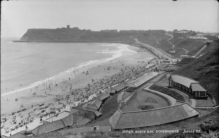 Framed Print : North Bay, Scarborough Framed Print : North Bay, Scarborough