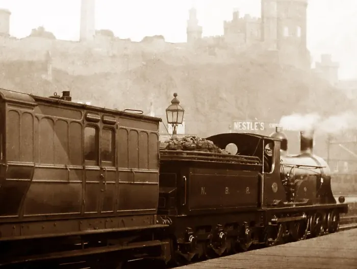 Framed Print : North British Railway locomotive in Edinburgh Framed Print : North British Railway locomotive in Edinburgh