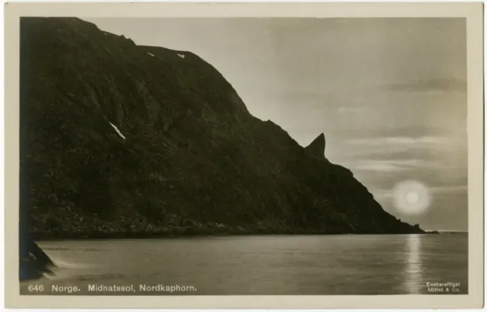 Framed Print : North Cape, Norway - Midnight Sun Framed Print : North Cape, Norway - Midnight Sun