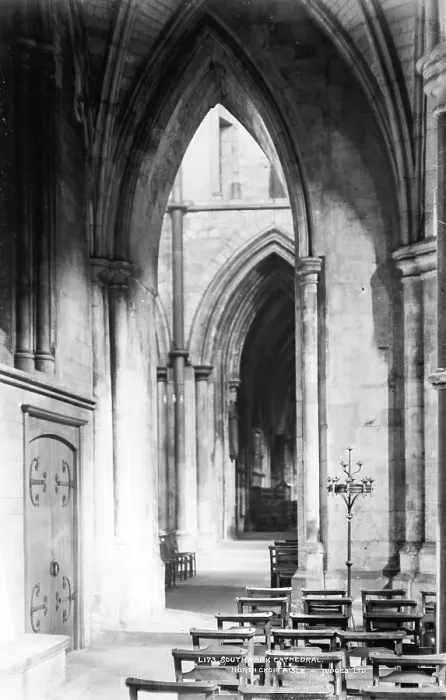 Framed Print : North Choir Aisle of Southwark Cathedral Framed Print : North Choir Aisle of Southwark Cathedral