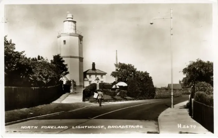 Framed Print : North Foreland Lighthouse, Broadstairs, Kent Framed Print : North Foreland Lighthouse, Broadstairs, Kent