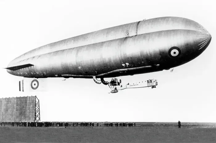 Framed Print : North Sea Airship Framed Print : North Sea Airship