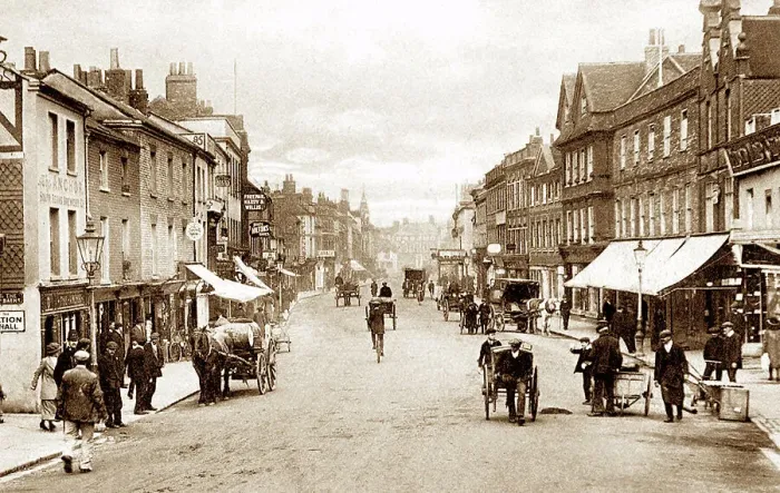 Framed Print : Northbrook Street, Newbury early 1900's Framed Print : Northbrook Street, Newbury early 1900's
