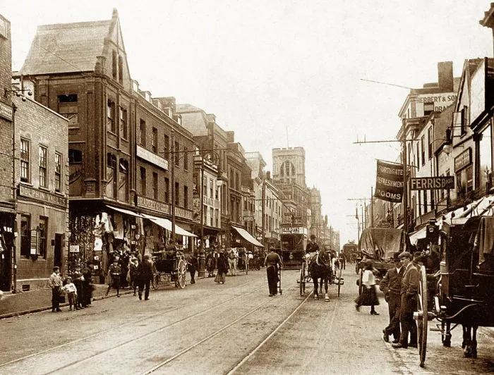 Framed Print : Northgate, Gloucester, early 1900s Framed Print : Northgate, Gloucester, early 1900s