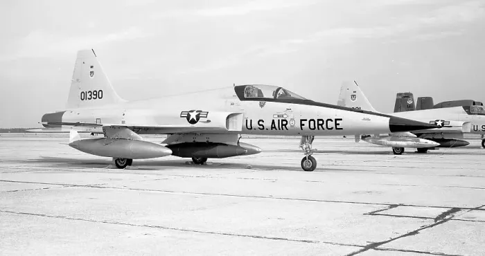 Framed Print : Northrop F-5E Tiger II 72-01390 Framed Print : Northrop F-5E Tiger II 72-01390
