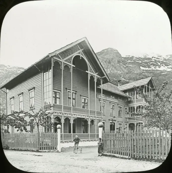 Framed Print : Norway - The old Hardanger Hotel Framed Print : Norway - The old Hardanger Hotel