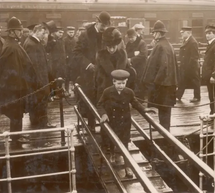 Framed Print : Norwegian royal family embarking at Dover Framed Print : Norwegian royal family embarking at Dover