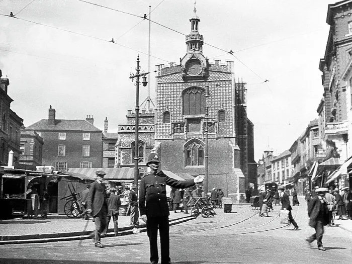 Framed Print : Norwich Guildhall early 1900s