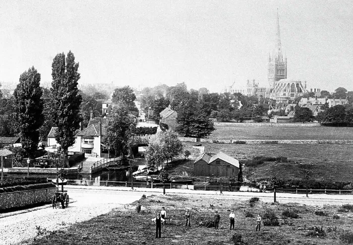 Framed Print : Norwich from Rosary Road early 1900s Framed Print : Norwich from Rosary Road early 1900s