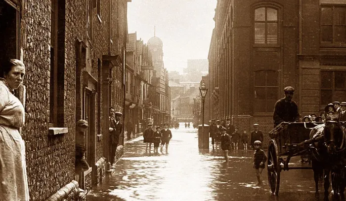Framed Print : Norwich St. George Street Flood 27th August 1912