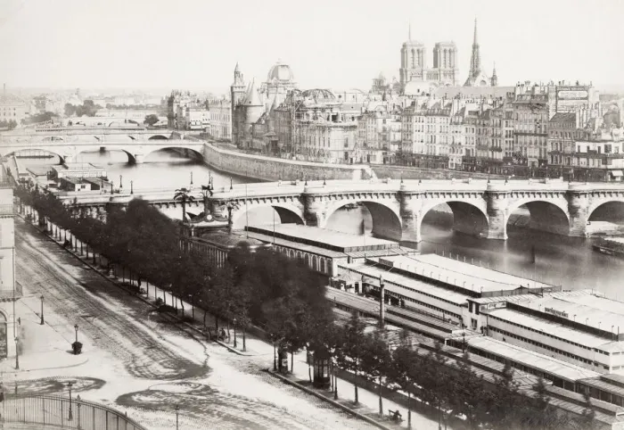 Framed Print : Notre Dame and the River Seine, Paris, France Framed Print : Notre Dame and the River Seine, Paris, France