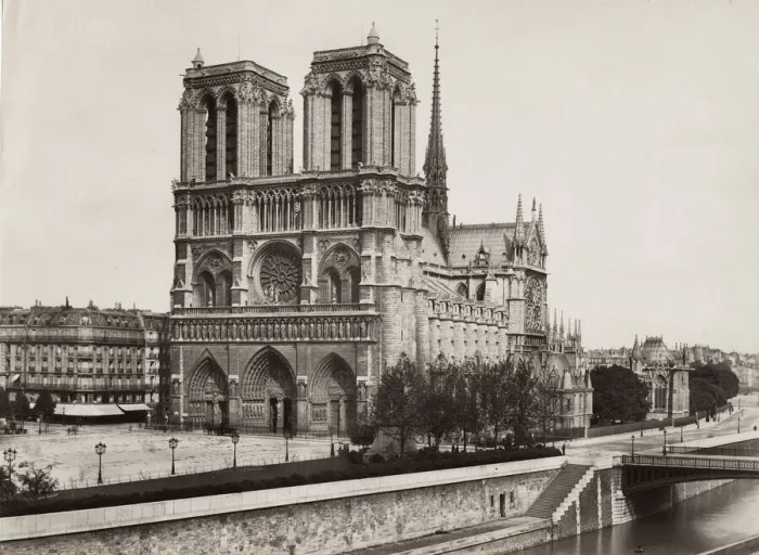 Framed Print : Notre Dame from across the River Seine, Paris, France Framed Print : Notre Dame from across the River Seine, Paris, France