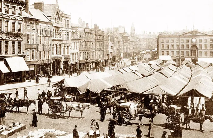 Framed Print : Nottingham Market Place early 1900s Framed Print : Nottingham Market Place early 1900s