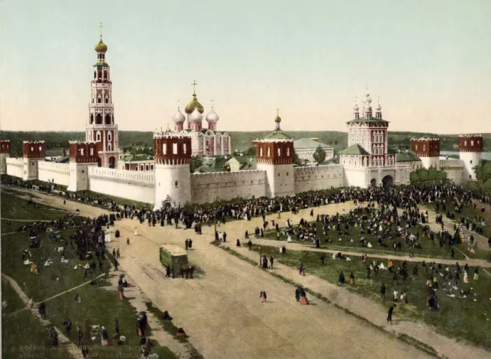 Framed Print : Novodevichy Convent New Maidens Monastery Moscow, Russia Framed Print : Novodevichy Convent New Maidens Monastery Moscow, Russia