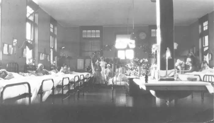 Framed Print : Nurses and patients in ward Framed Print : Nurses and patients in ward