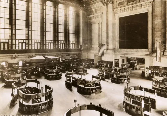Framed Print : NYC Stock Exchange forced to closed due to gas bomb fumes Framed Print : NYC Stock Exchange forced to closed due to gas bomb fumes