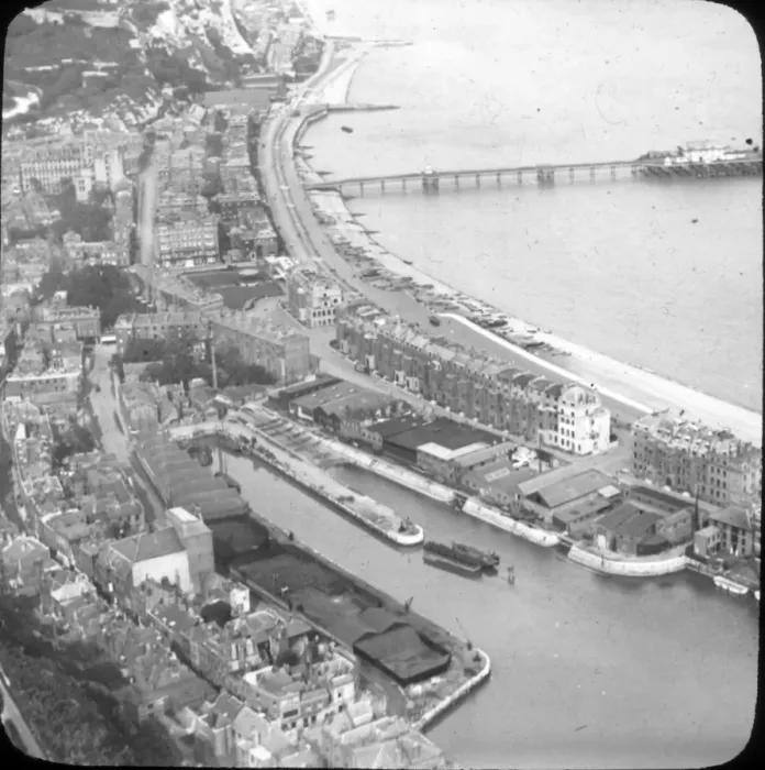 Framed Print : O E Simmonds aerial view of Dover Framed Print : O E Simmonds aerial view of Dover