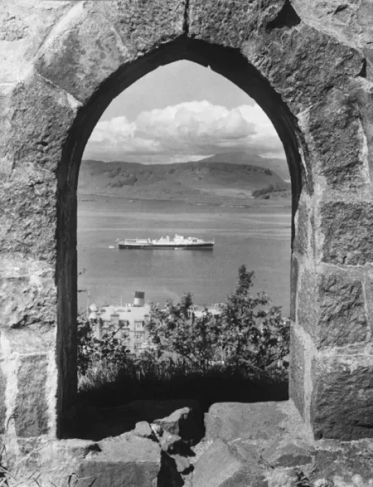 Framed Print : Oban Archway Framed Print : Oban Archway