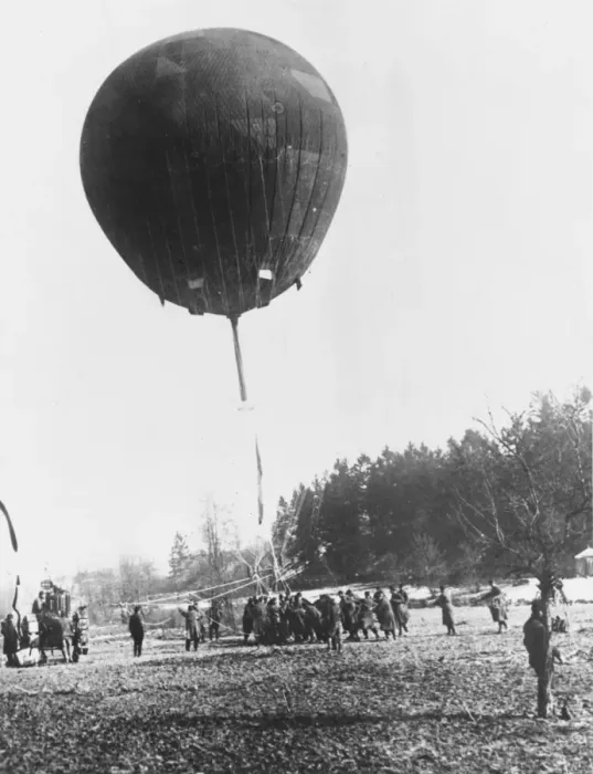 Framed Print : Observation balloon WWI Framed Print : Observation balloon WWI