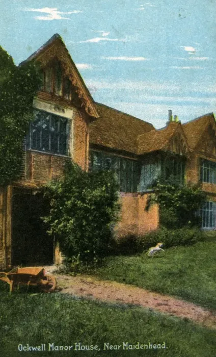 Framed Print : Ockwell Manor House, Berkshire Framed Print : Ockwell Manor House, Berkshire